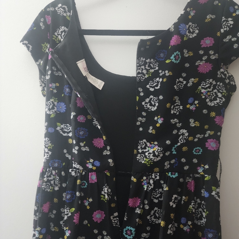 Colorful Dress - Picture 7 of 7